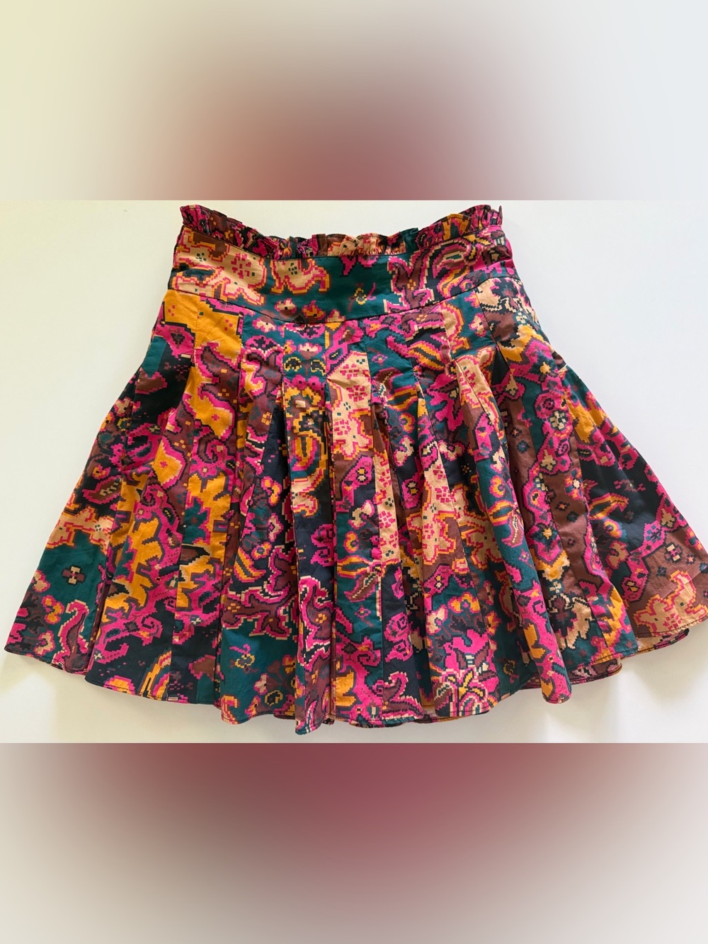 Love The Label Paisley Pleated Skirt - XS